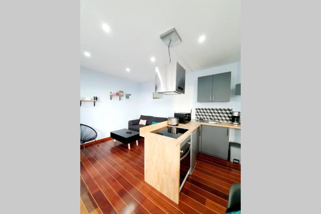 Appartement Lumineux Tout Confort De 33M2 Au Centre De Ванн Экстерьер фото